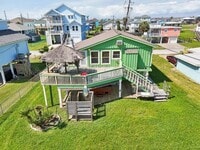 Building Photo - 4211 San Jacinto Dr