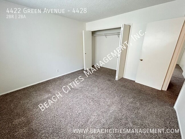 Building Photo - 4422 Green Ave