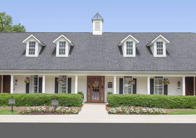 Building Photo - Greystone at Inverness
