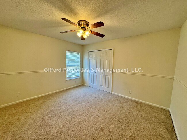 Building Photo - Beautiful 4 Bedroom / 2 Bathroom Harbor Winds Home w/ Solar Panels