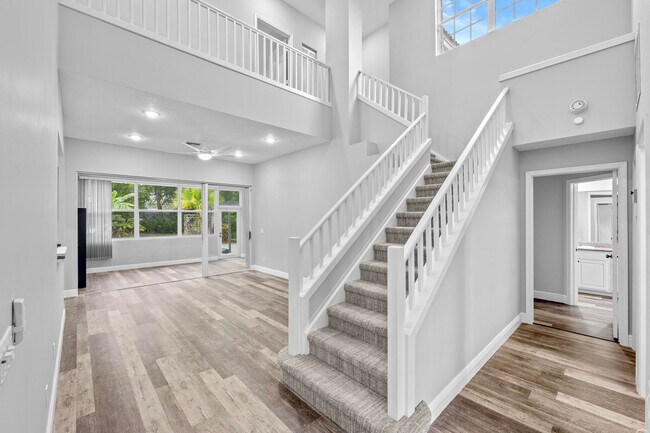 Building Photo - 3033 SE Brierwood Pl