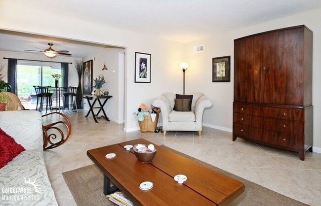 Building Photo - Stylish 3Bdm 2Ba Home in Cardiff by the Sea!