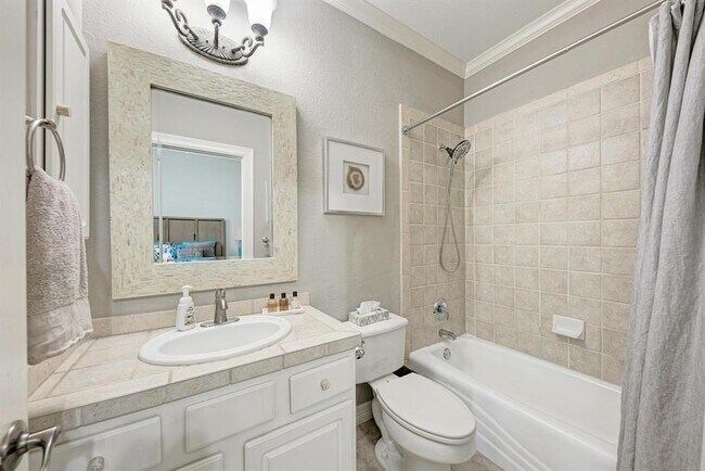 Building Photo - 545 Tom Sawyer Rd