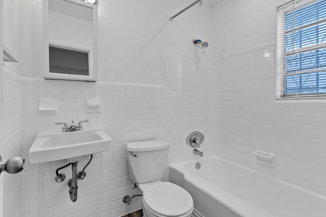 Building Photo - 46 NW 62nd St