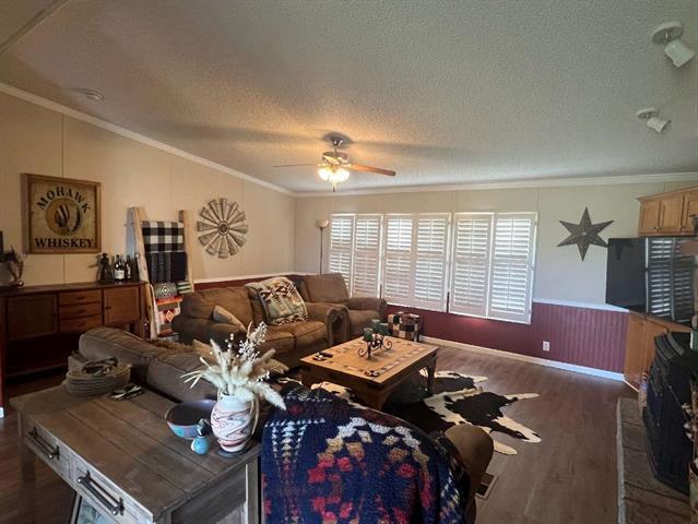 Building Photo - 1677 FM901