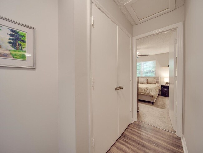 Building Photo - 1052 Churchill Downs Ct