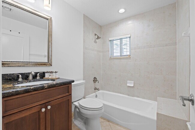 Building Photo - 7447 NW 82nd Terrace