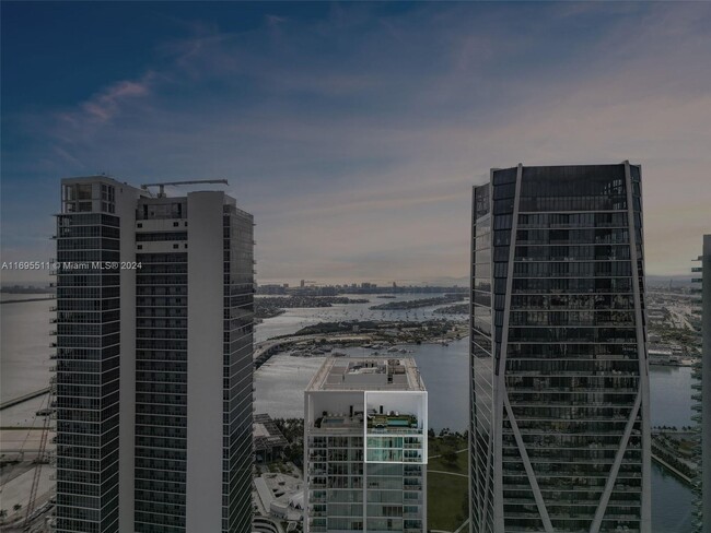 Building Photo - 1040 Biscayne Blvd