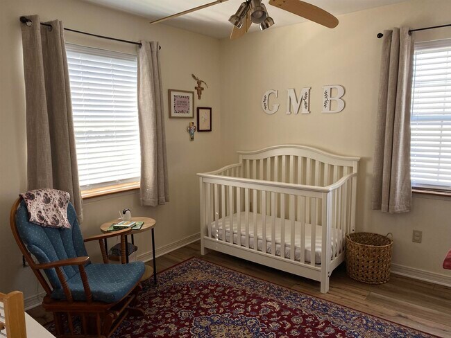 Building Photo - 6549 Madison St