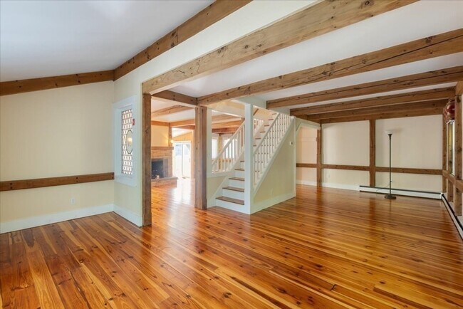 Building Photo - 16 Indian Ln