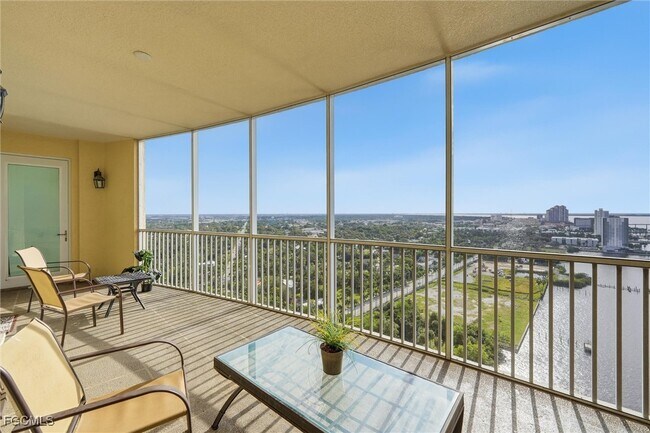 Building Photo - 2743 First St