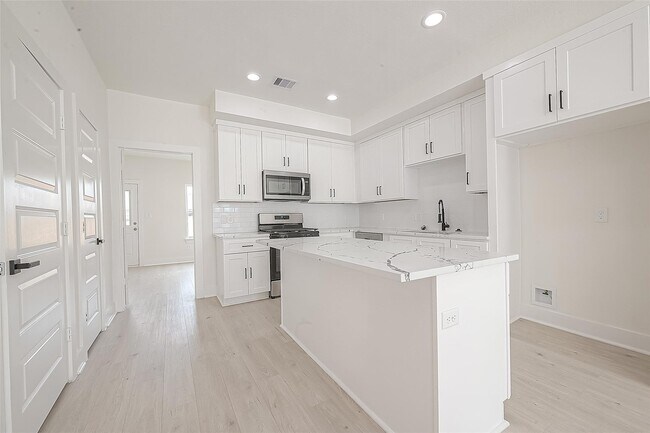 Building Photo - 4135 Mallow St