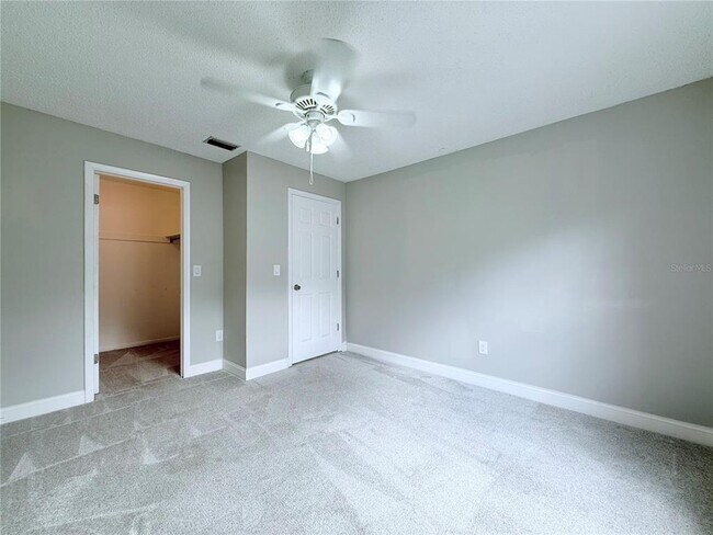 Building Photo - 11893 Raintree Dr