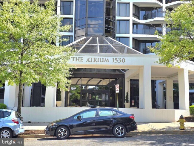 Building Photo - 1530 Key Blvd