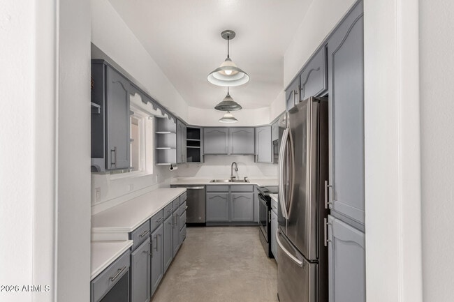 Building Photo - 3655 N 5th Ave