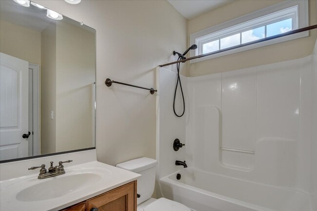 Building Photo - 716 Gallaway Ln