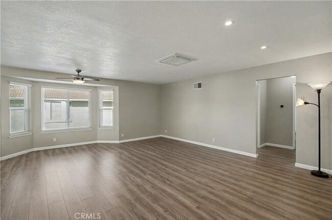 Building Photo - 3234 Kenhill Dr