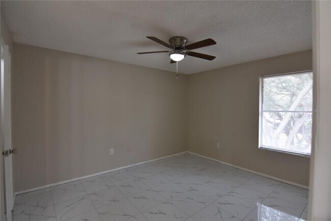 Building Photo - 956 Salt Pond Pl