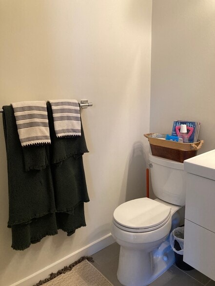 Building Photo - 1602 Latrobe St