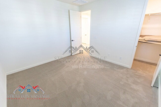 Building Photo - 959 W Zion Pl