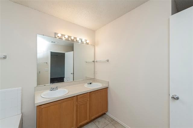 Building Photo - 204 Waterwood Dr