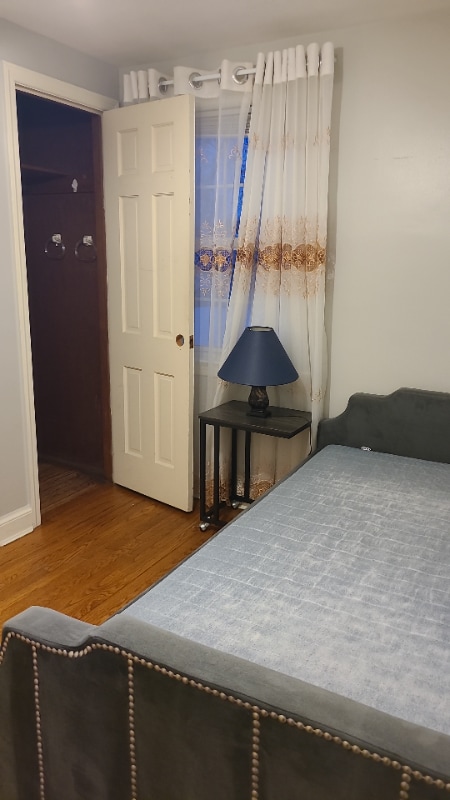 Building Photo - 756 W Inman Ave