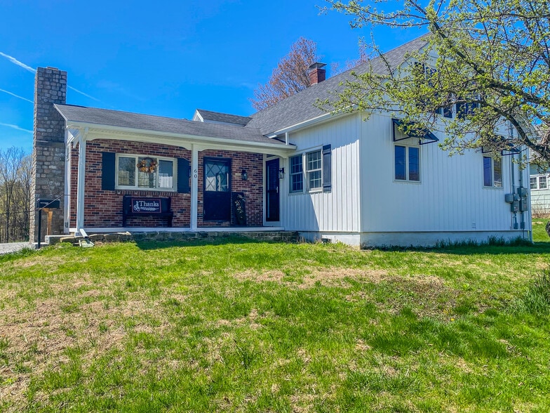 Building Photo - 60 Sheldon St