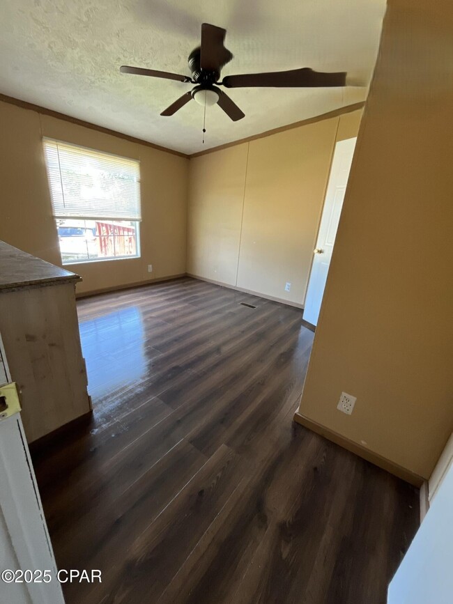 Building Photo - 2838 Altha Ave