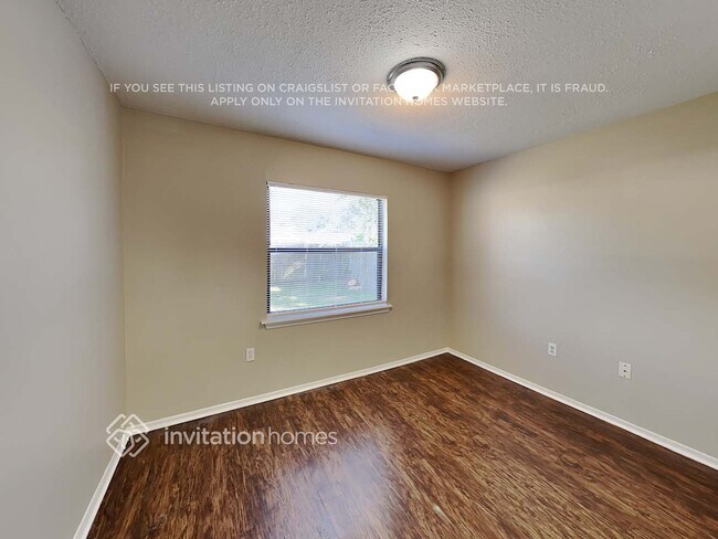 Building Photo - 716 Waterbridge Dr