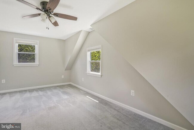 Building Photo - 6024 Rixey Dr