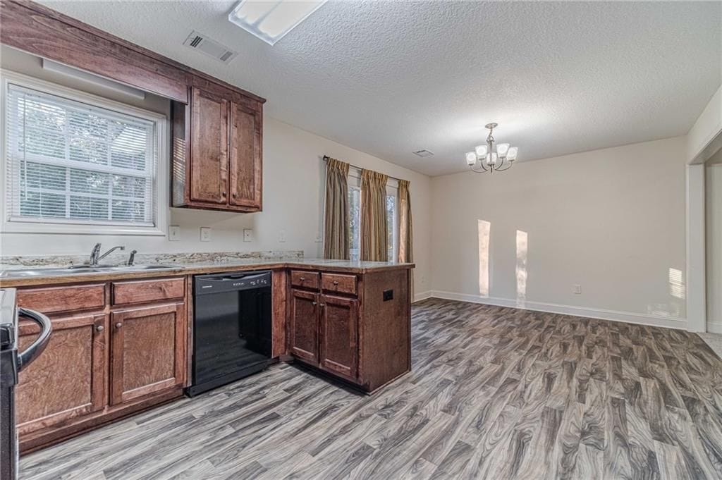 Building Photo - 583 Embassy Walk