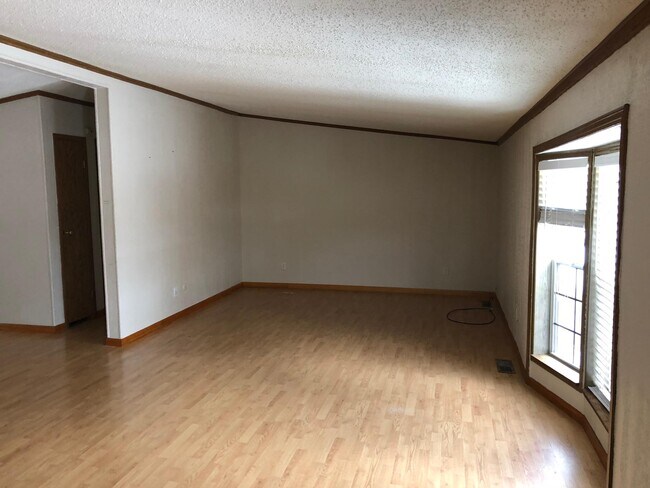 Building Photo - 4052 Delta Ln