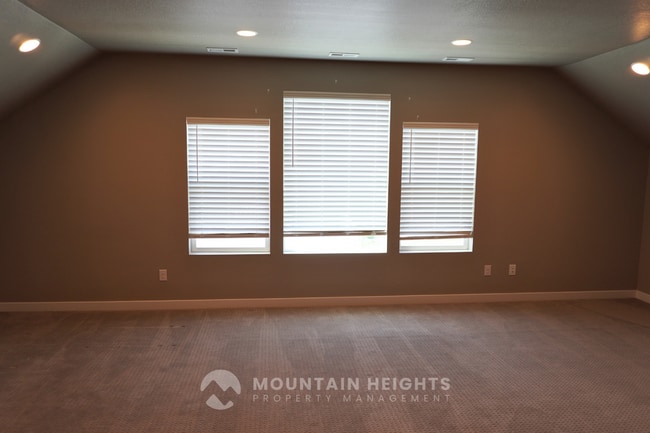 Building Photo - 3977 W Penstemon Wy
