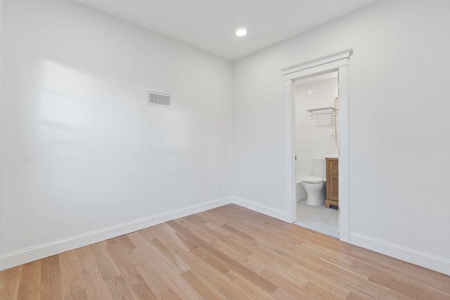 Building Photo - 82 Colgate St