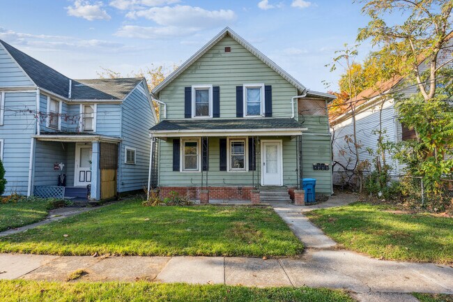 Building Photo - 448 Delaware Ave