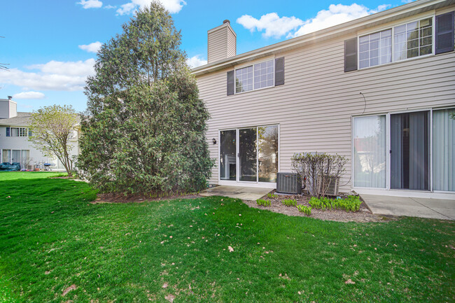 Building Photo - 4430 Quill Ln