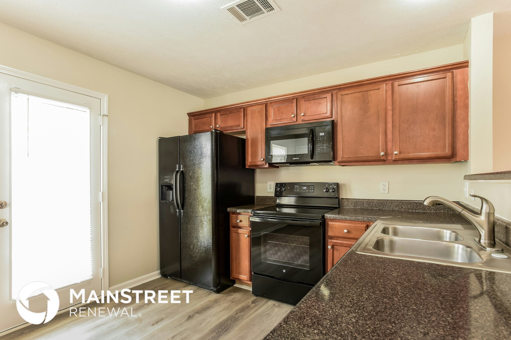 Building Photo - 6058 Cullen Dr