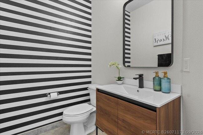 Building Photo - 131 Sword Fern Pl