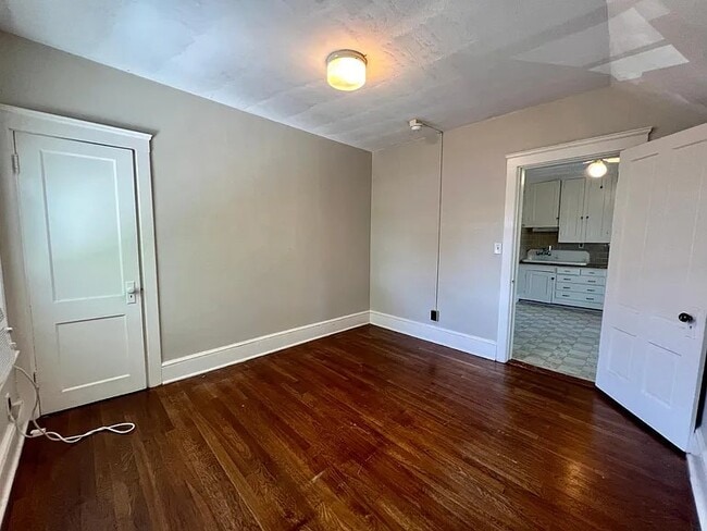 Building Photo - 231 Cato St