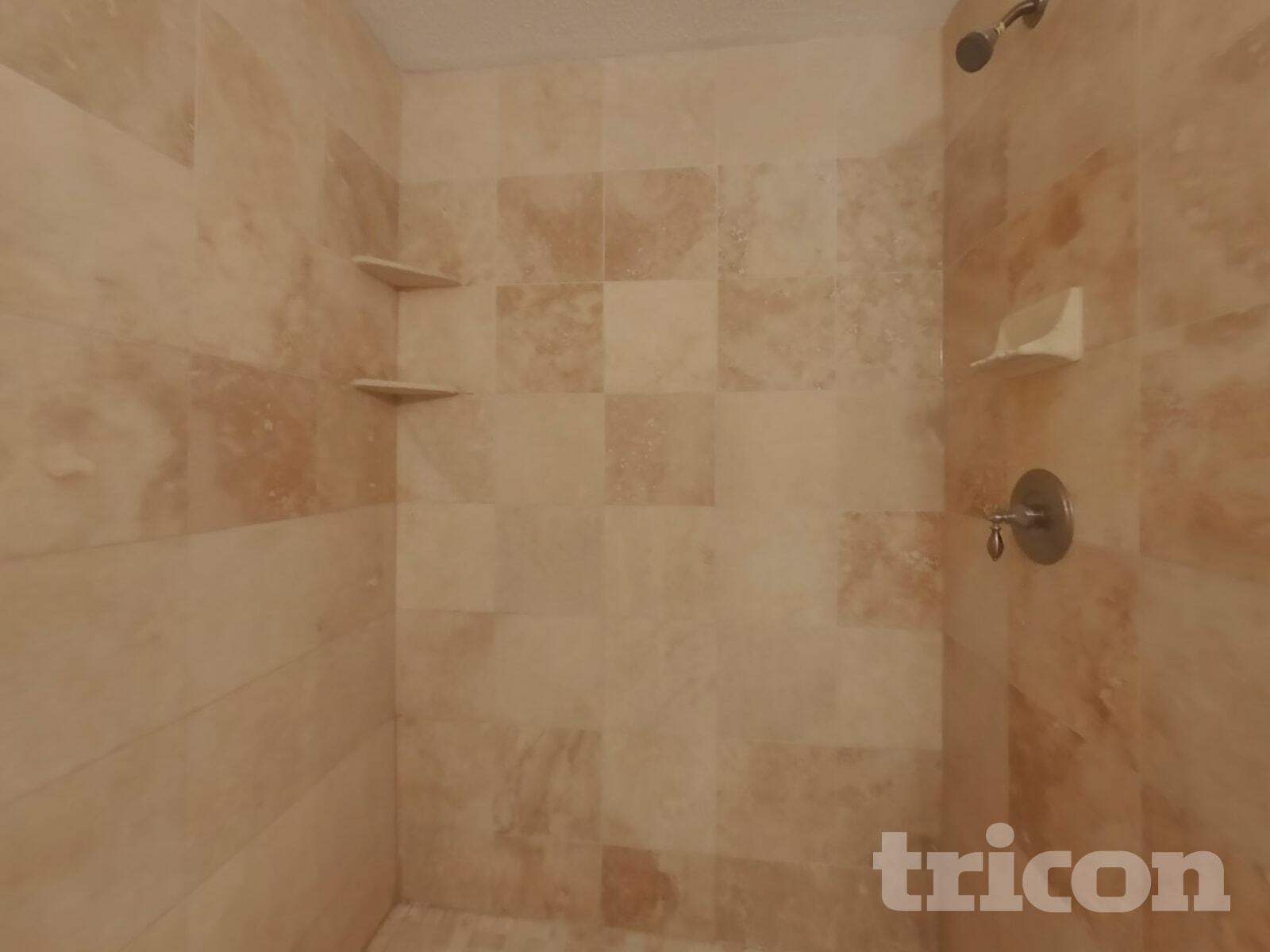 Building Photo - 268 Plumosa Dr