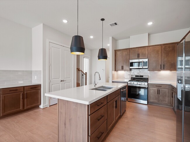 Building Photo - 1518 Colonial Gorge Dr