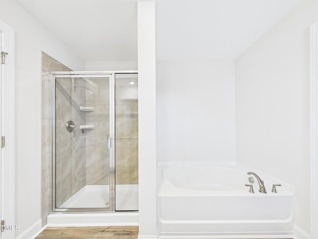 Building Photo - 110 Symmetry Lp