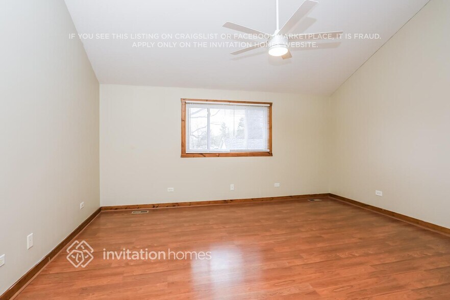 Building Photo - 14 Ross Ave