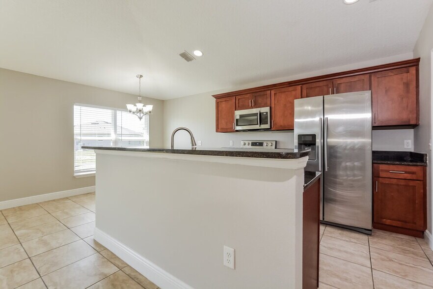 Building Photo - 42 Magnolia Ln