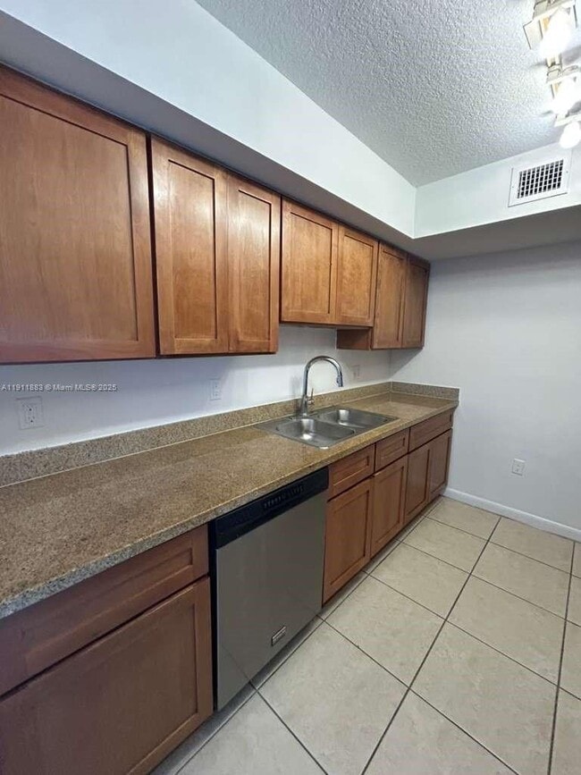 Primary Photo - 219 NW 12th Ave