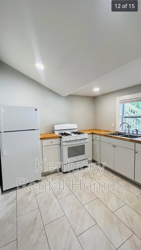 Building Photo - 445 Davidson Ct