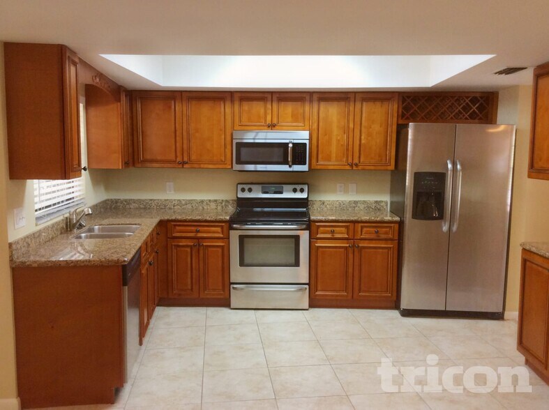 Building Photo - 4111 Sand Lake Ct