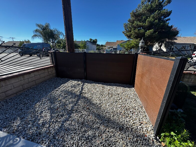 Building Photo - 7215 Del rosa