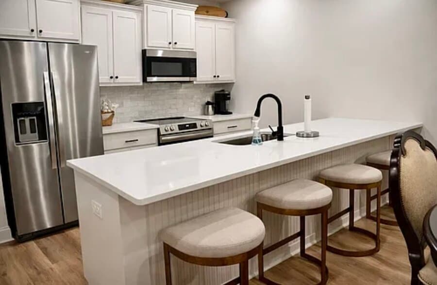 Building Photo - 37071 Woodbine Ct