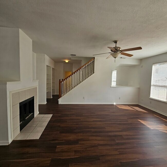 Building Photo - 21526 Oakbridge Park Ln